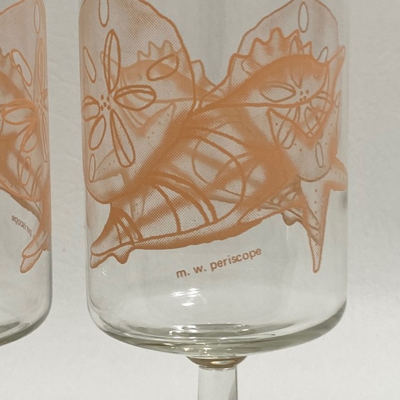 Vintage M. W. Periscope Sea Shell Footed Glassware, set 2 - Picture 2 of 6